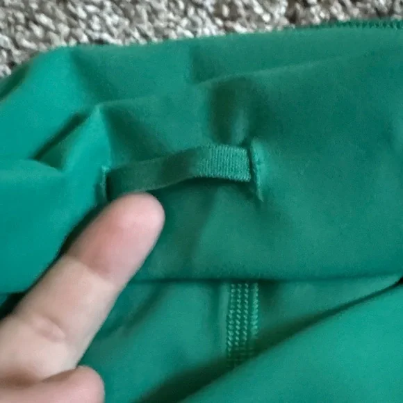 lululemon athletica Leggings - Wunder Train High Rise Tight 25” - Kelly Green - Picture 2 of 5